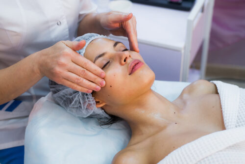 The Benefits of Choosing a Med Spa Practitioner for Your Skincare Needs